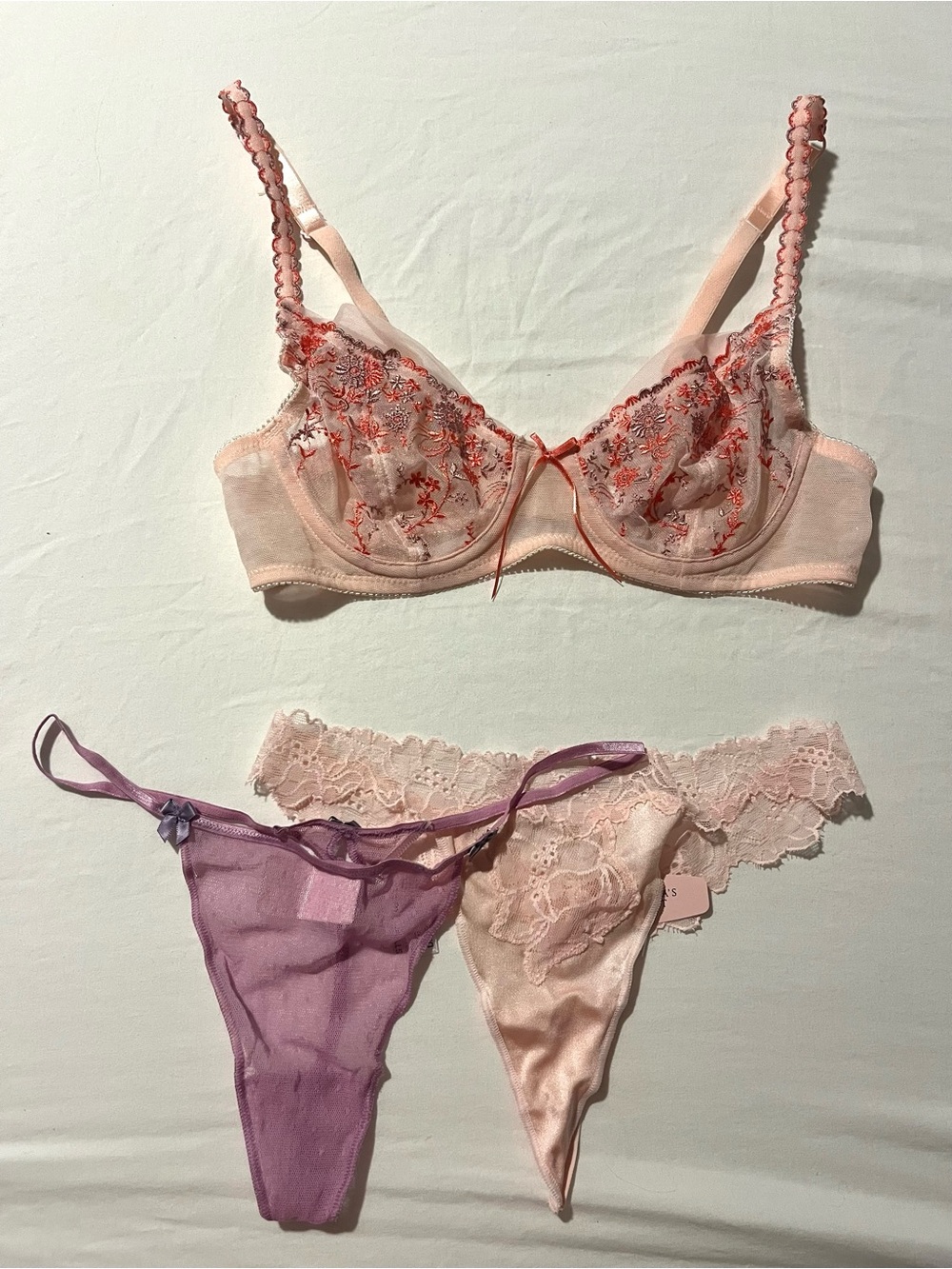 1990s Vintage Victoria’s Secret Lingerie Set (Never Worn)